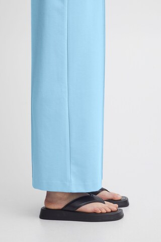 Wide leg Pantaloni con piega frontale 'Kate' di ICHI in blu