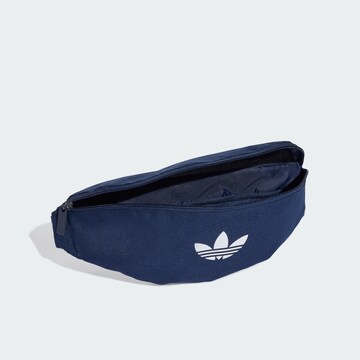 ADIDAS ORIGINALS Heuptas 'Adicolor' in Blauw