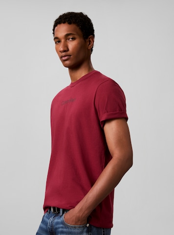 Calvin Klein - Camiseta en rojo