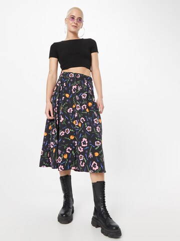 Monki Skirt in Black