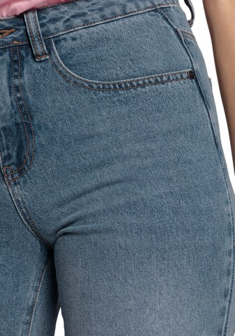 DELMAO Flared Jeans in Blue