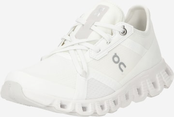 On Sneakers laag 'Cloudswift 3' in Wit: voorkant