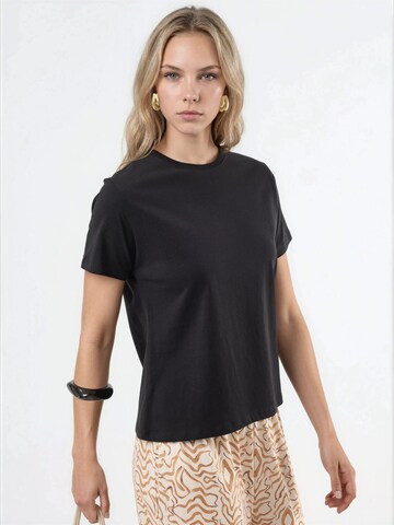 T-shirt Busem en noir