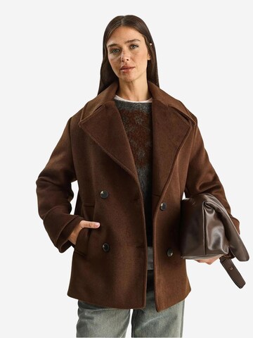 Bianco Lucci Tussenmantel in Bruin: voorkant