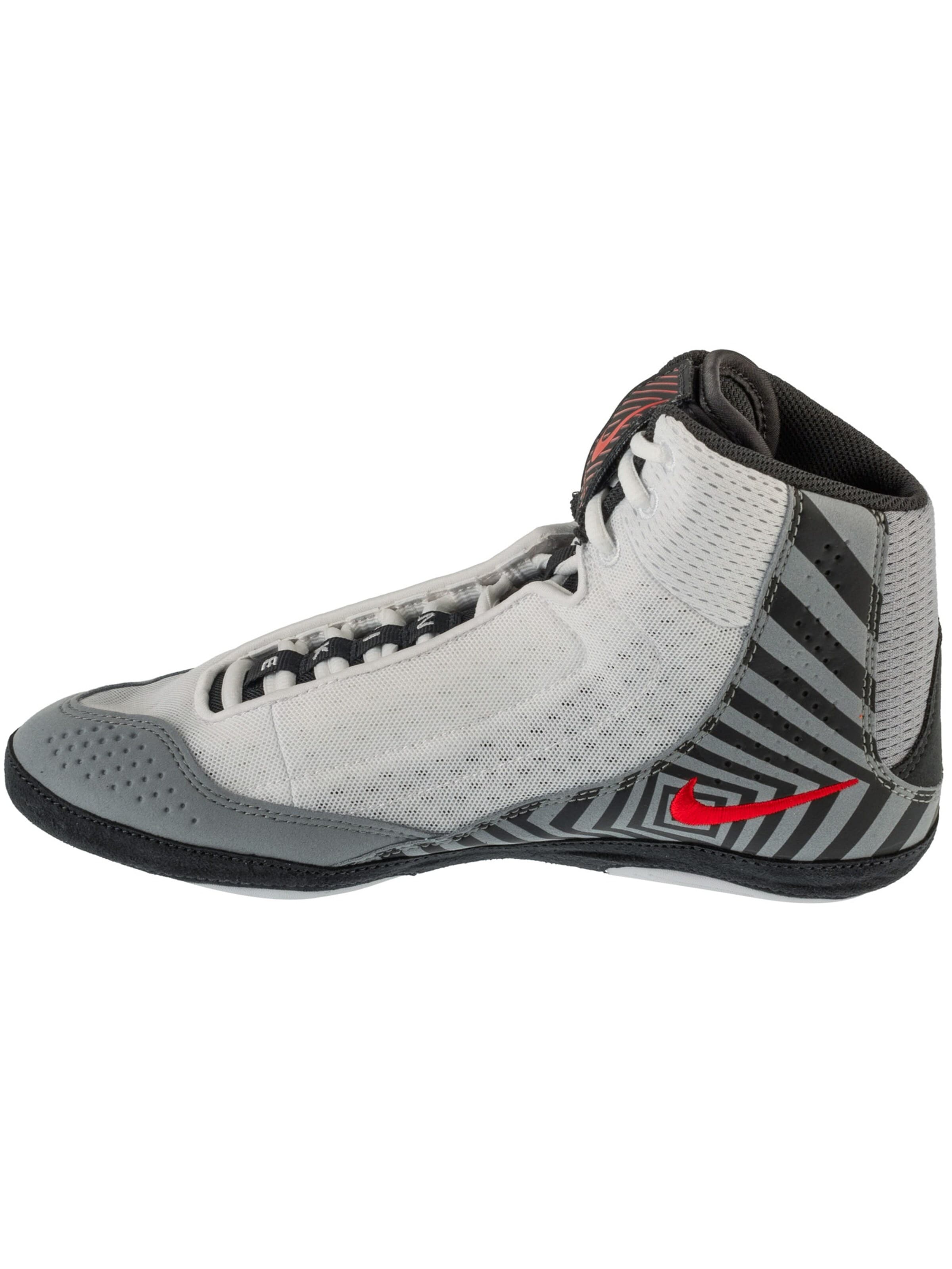 NIKE Sports shoe 'Inflict 4 SE' in Grey