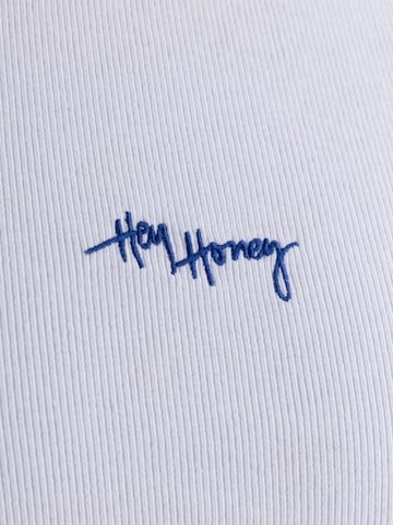 Hey Honey - Top 'Rib Tank' en blanco