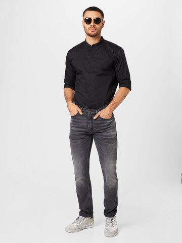 HUGO Red Slim Fit Hemd 'Enrique' in Schwarz