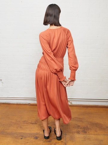 Aligne Kleid 'Etta' in Rot