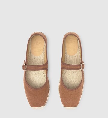 Castañer Espadrilles 'Padua' in Bruin