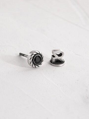 REYTEL Ohrring 'REEKS. BLACK STONE' in Silber: Vorderseite
