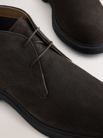 Next - Botas chukka em cinzento