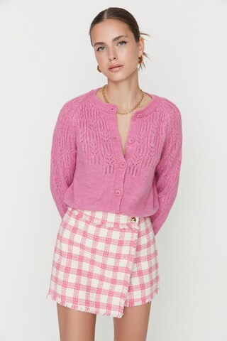 Trendyol Kardigan – pink: přední strana