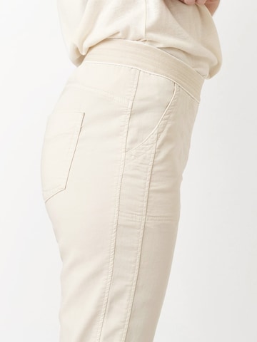 TONI Regular Broek in Beige