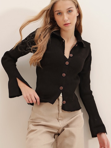 Giacchetta di Trend Alaçatı Stili in nero: frontale