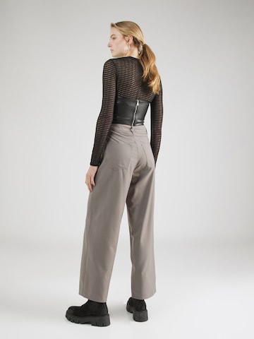 WEEKDAY Loose fit Trousers 'Juun' in Grey