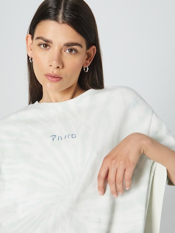 Tricou 'Rico' de la ABOUT YOU x Alvaro Soler pe verde