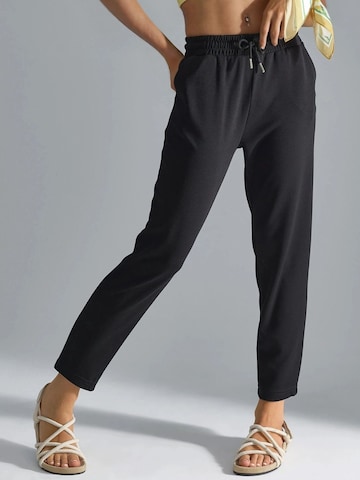 Pantaloni di Hiccup in nero: frontale