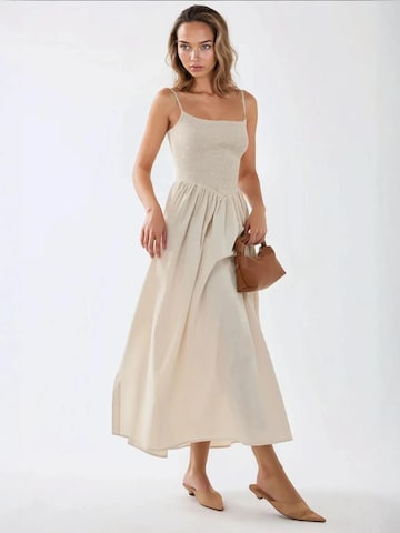 Hiccup Dress in Beige
