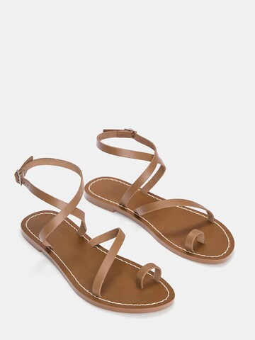 Sandalo con cinturino di Pull&Bear in marrone