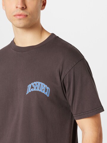 DC Shoes T-Shirt 'ARCH' in Schwarz