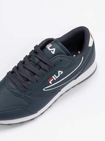 Baskets basses 'ORBIT low' FILA en bleu