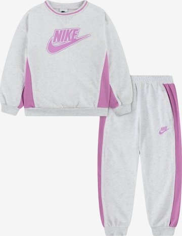 Nike Sportswear Jooksudress, värv hall: eest vaates