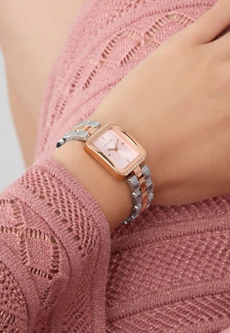 Montre à affichage analogique 'Isla' GUESS en or