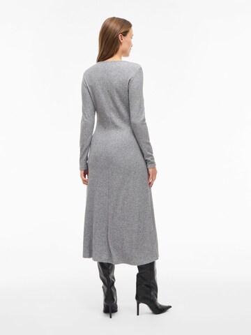 Robes en maille 'VIDansa' VILA en gris