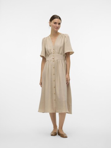Robe-chemise 'VMMELANEY' VERO MODA en beige