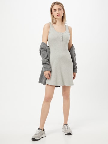 GAP Kleid in Grau