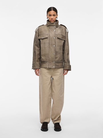 ROUGE EDIT Jacke in Beige