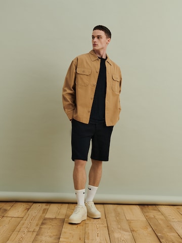 DAN FOX APPAREL Jacke 'Eduard' in Braun