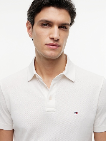 TOMMY HILFIGER Shirt in White