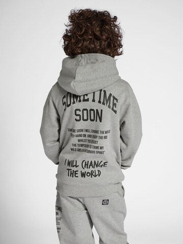 SOMETIME SOON Sweatshirt 'Dimas' i grå: forside