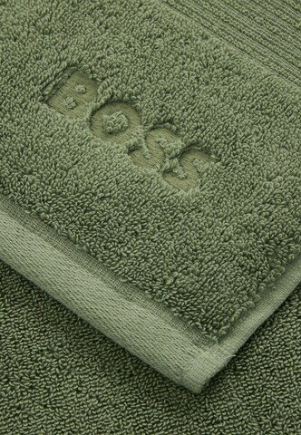 BOSS Shower Towel 'Loft' in Green