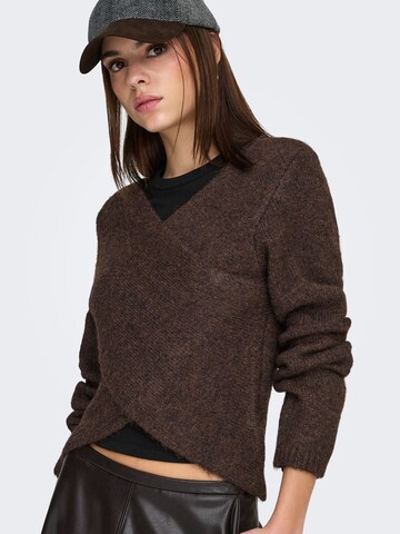 ONLY Sweater 'ONLZAGGIE' in Brown