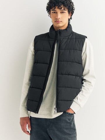 juoda Next Liemenė: priekis