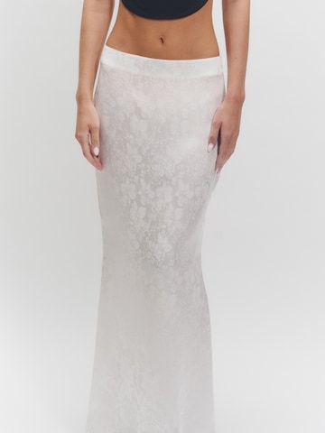 millane Skirt 'Silvia' in White: front