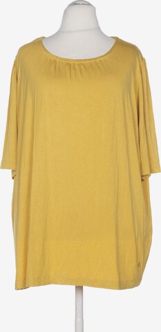 TRIANGLE Top & Shirt in 7XL in Yellow: front