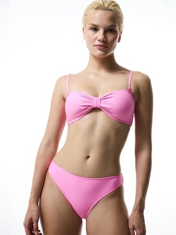 Bas de bikini Penti en rose