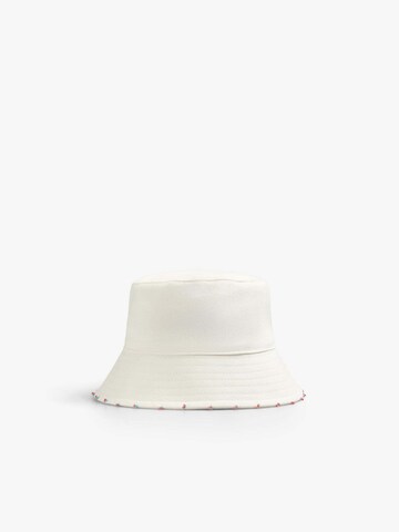 Scalpers Hat ' ' in White