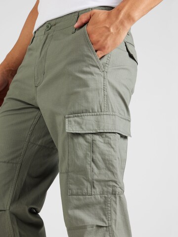 Carhartt WIP Широка кройка Карго панталон в зелено