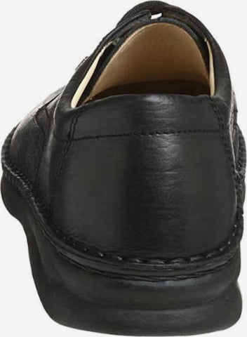 Finn Comfort Lace-Up Shoes in Black