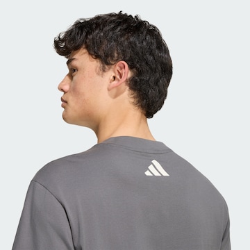 ADIDAS PERFORMANCE - Camiseta funcional 'Mercedes - AMG Petronas Formula 1 Team Silver Arrows' en gris