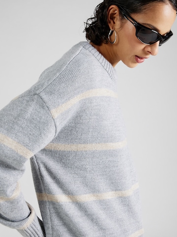 SISTERS POINT Sweater 'MEYA' in Grey