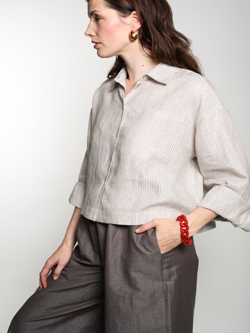 WEARABLE STORIES Shirt 'Lipa' in White