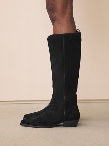 Next Cowboy saappaat 'Forever Comfort' värissä musta