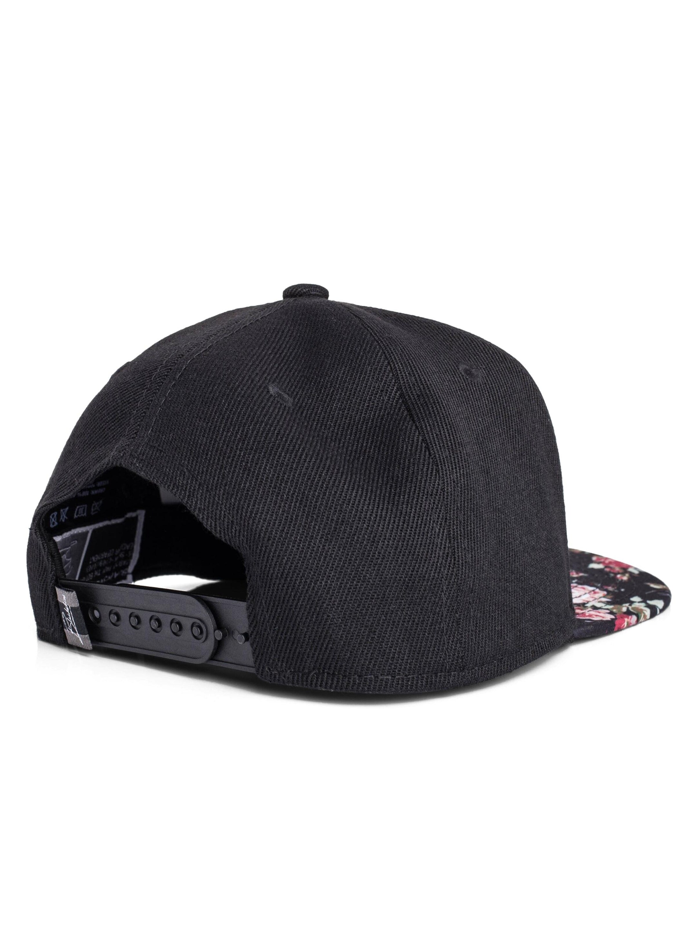 Blackskies Cap in Black