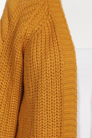 ABOUT YOU Sweater & Cardigan in M in Orange