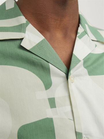JACK & JONES Comfort fit Overhemd 'JJRBCARNABY' in Groen